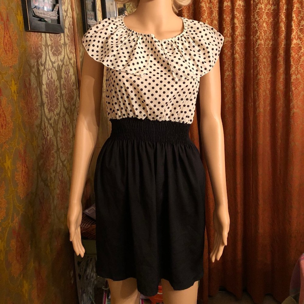 FineJo Polka Dot Ruffle Dress